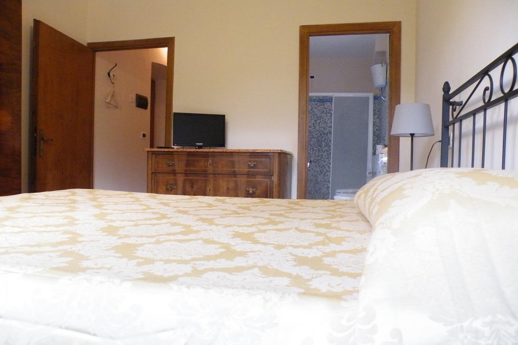 Agriturismo Fattoria Di Gragnone ξενώνας Δωμάτιο φωτογραφία